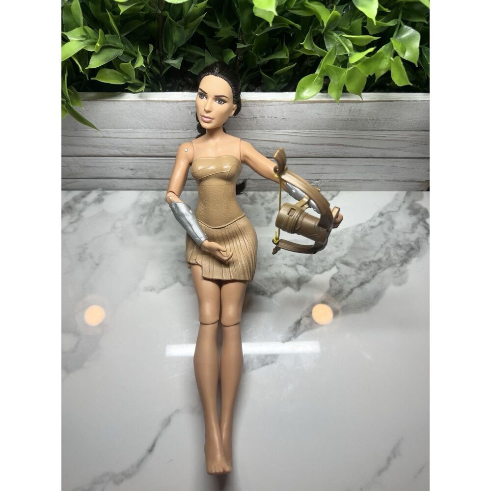 BARBIE-WONDER WOMAN 12" DOLL‎ FROM PARADISE ISLAND SET